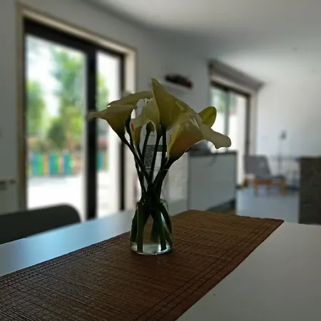 Holiday home Espectacular Casa Moderna Con Jardin Y Terraza Parderrubias