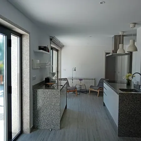 Espectacular Casa Moderna Con Jardin Y Terraza Parderrubias